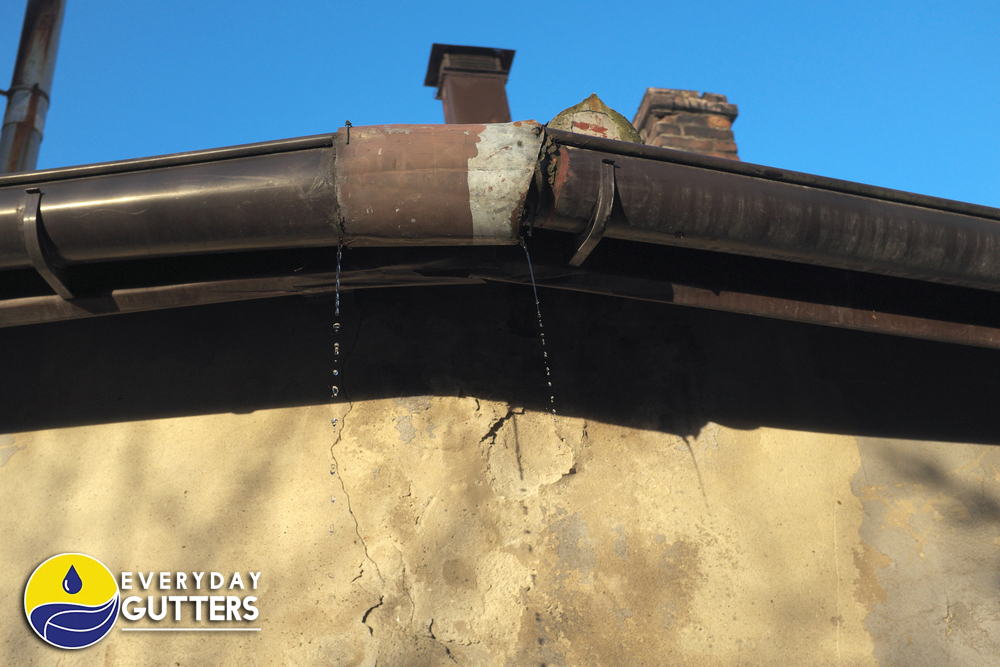 how to tell it's time to replace gutters